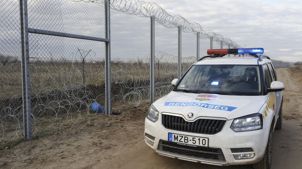 V kamionu u Sofie našli 18 mrtvých migrantů